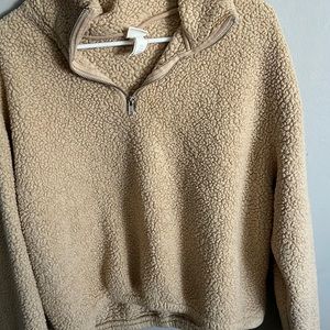 h&m sherpa size M